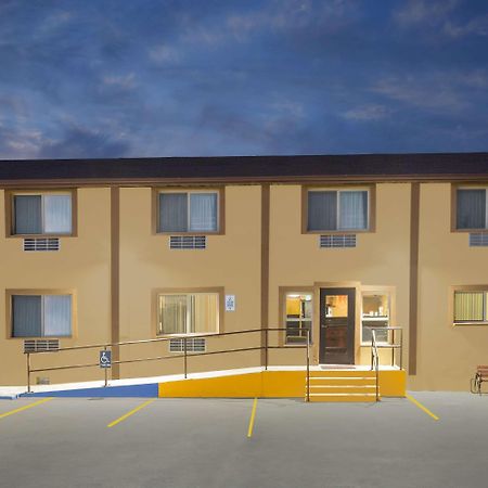 Super 8 By Wyndham Diamondville Kemmerer Buitenkant foto